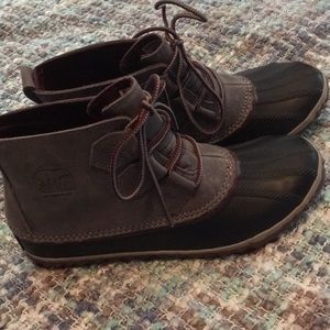 Sorel gray ankle boots
